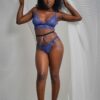 Ensemble de lingerie sans armatures- lingerie bleue - string - culotte - mayotte soutiens gorge - bijoux de corps - mayotte - sunday officiel
